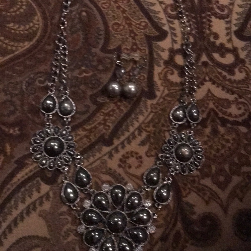Necklace set